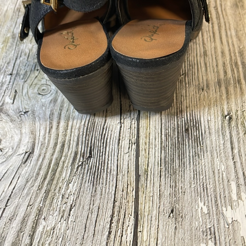 Nwt Qupid Heel Booties Size 5.5 - image 6